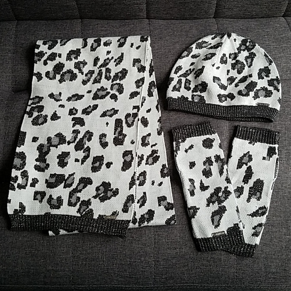 Cute Sparkly Calvin Klein Beanie/Scarf/Arm Warmer